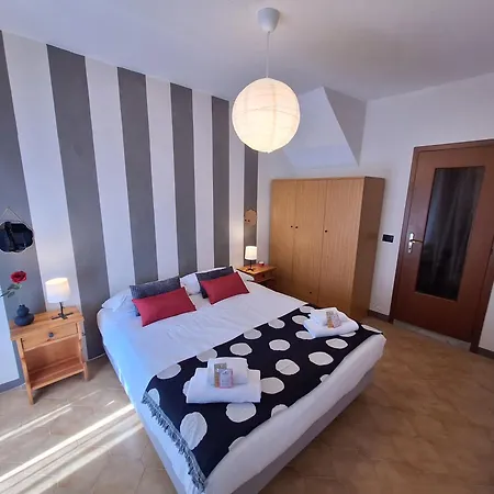 Apartament La Casa Di Nonno Renzo *